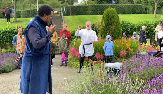 Winters Tale Shakingthe Walls